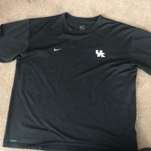 Xl Nike dryfit Kentucky soccer shirt